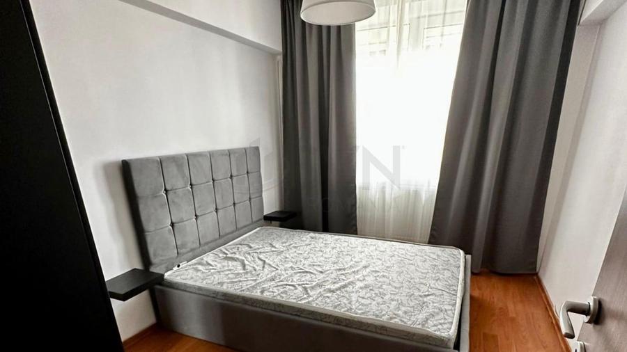 Apartament cu 3 camere decomandat în Tineretului