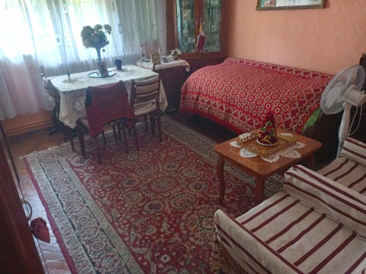 Casă cu 1 camere cu Teren 200 Mp în Exterior Vest