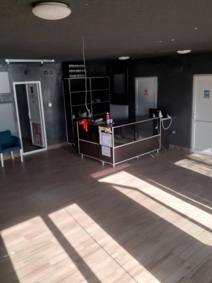 Casă cu 3 camere în Negoiești