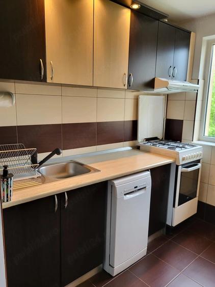 Apartament cu 3 camere decomandat în Nord
