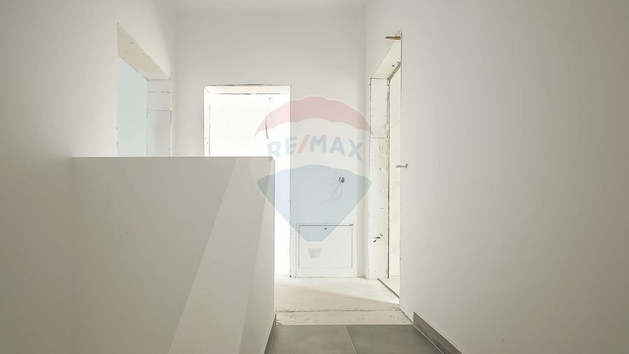Duplex cu 5 camere cu Teren 178 Mp în Tărlungeni