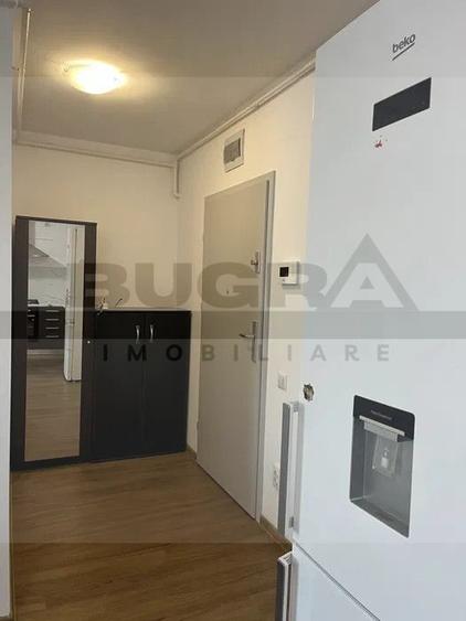 Apartament cu 3 camere semidecomandat, mobilat în Zorilor