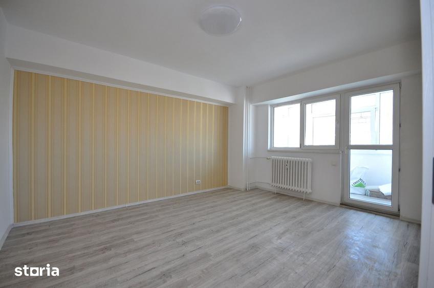 Apartament cu 3 camere decomandat în Militari