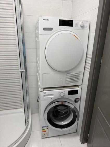 Apartament cu 3 camere decomandat în Ultracentral