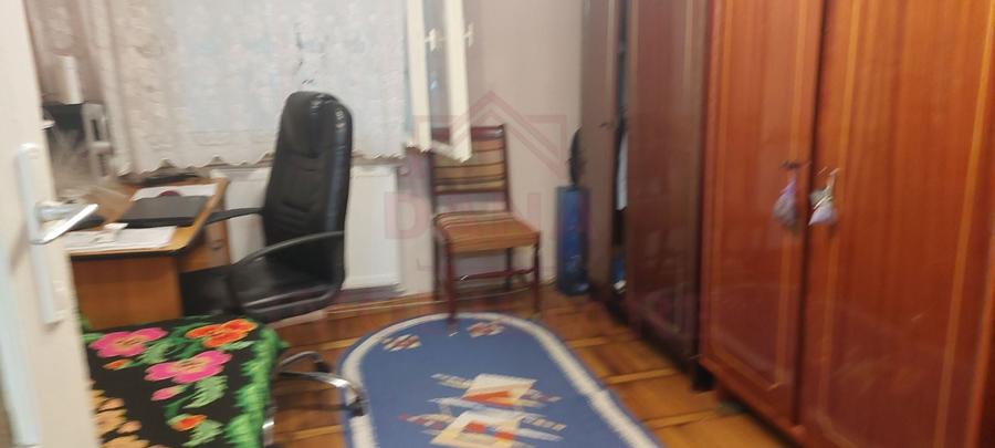 Duplex cu 4 camere cu Canalizare în Central