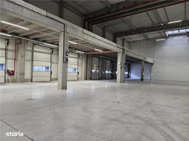 Spațiu comercial, de 1,700 mp, în Florești