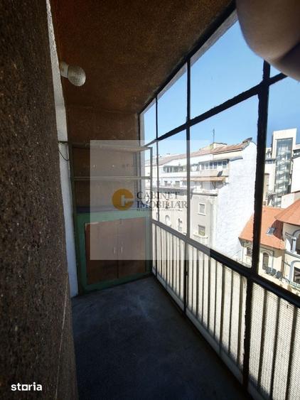 Apartament cu 3 camere decomandat, mobilat în Cișmigiu
