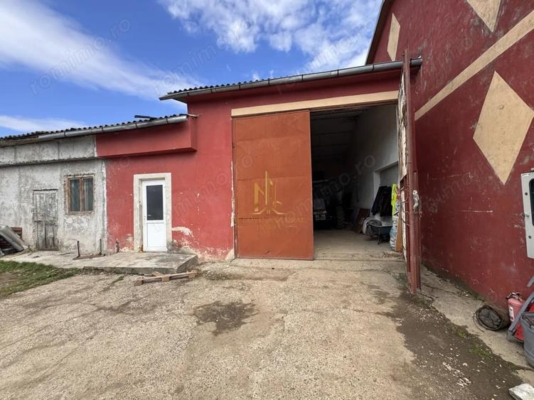 Spațiu comercial, de 600 mp, în Dumbrăveni