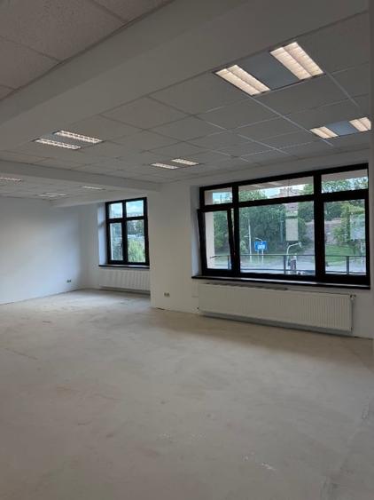 Spațiu comercial, de 130 mp, în Central