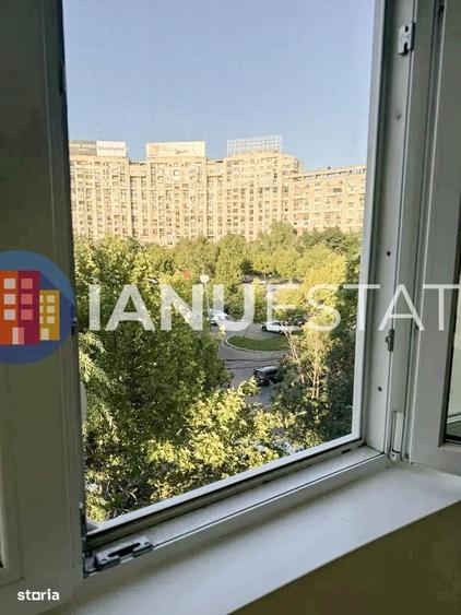 Apartament cu 3 camere semidecomandat în Alba Iulia