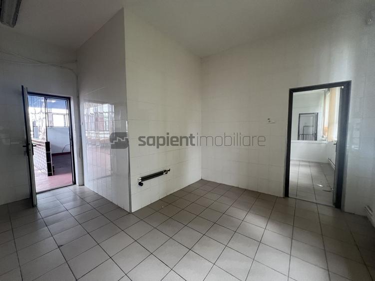 Spațiu comercial, de 434.80999755859 mp, în Cantemir