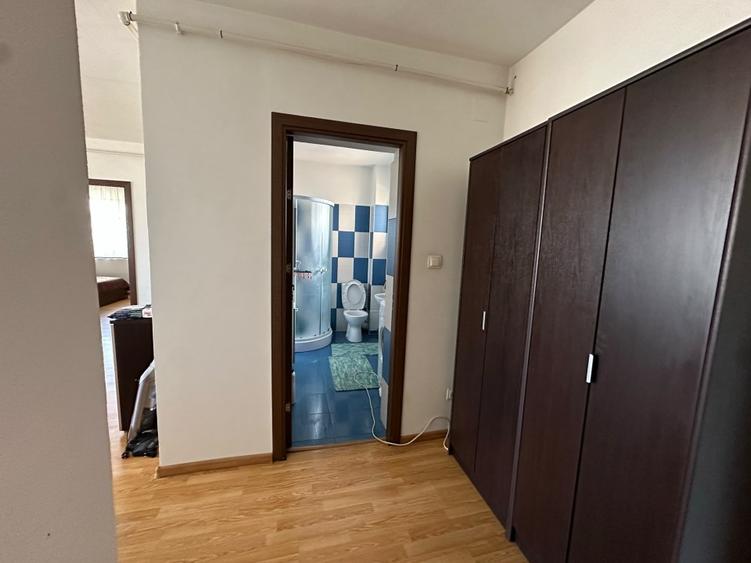 Apartament cu 3 camere decomandat în Unirii