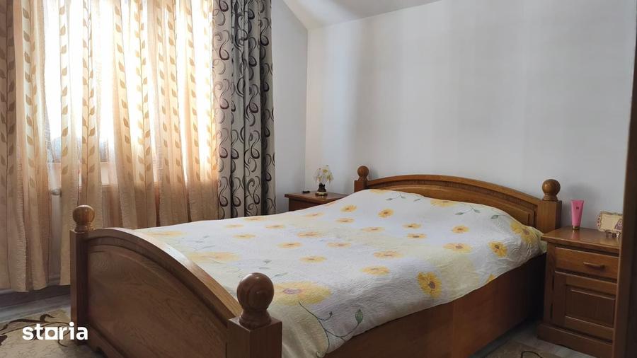 Casă cu 3 camere cu Teren 569 Mp în Central