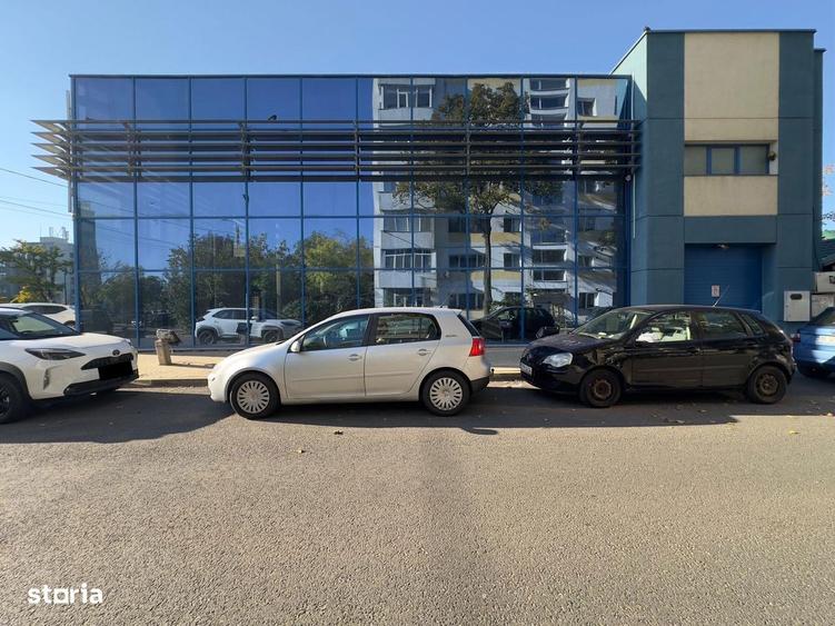 Spațiu comercial, de 396 mp, în Central