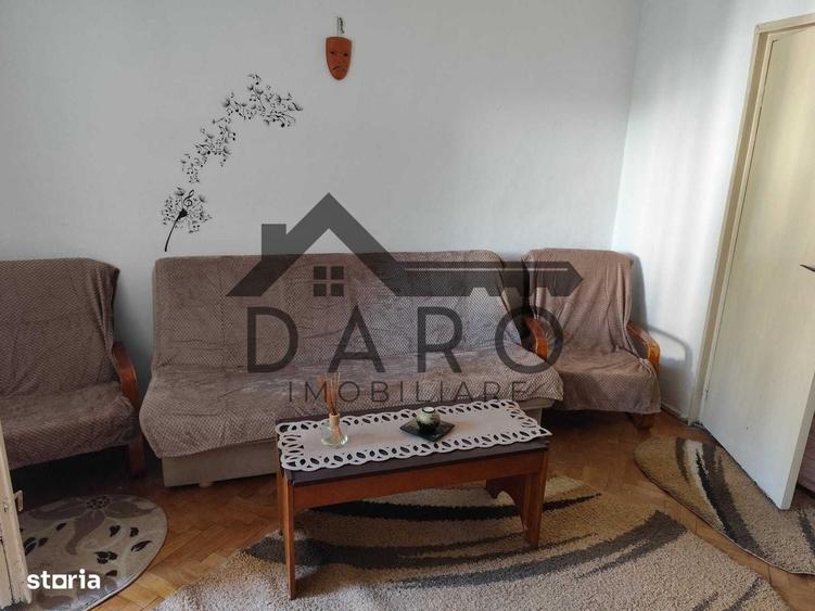 Apartament cu 3 camere decomandat în Central