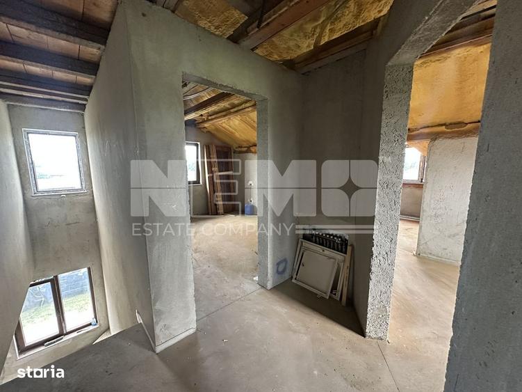Casă cu 4 camere în Paltin