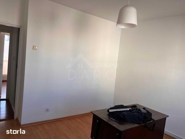 Apartament cu 3 camere în Criș