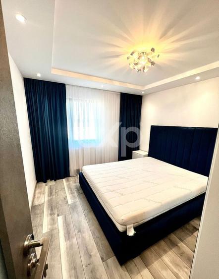 Apartament cu 3 camere decomandat, mobilat în Ultracentral
