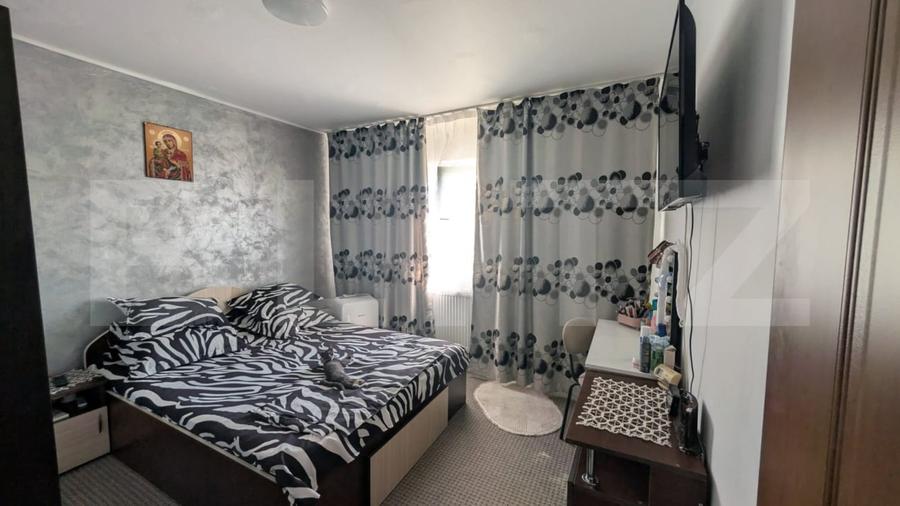 Apartament cu 3 camere decomandat, mobilat în Micro 11