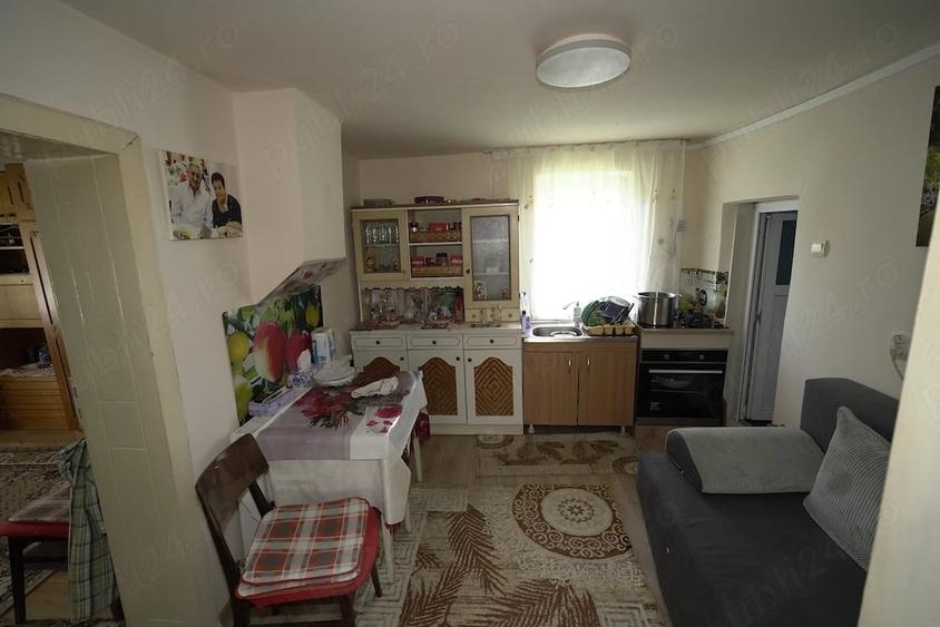 Casă cu 2 camere cu Teren 1100 Mp în Oarța de Sus