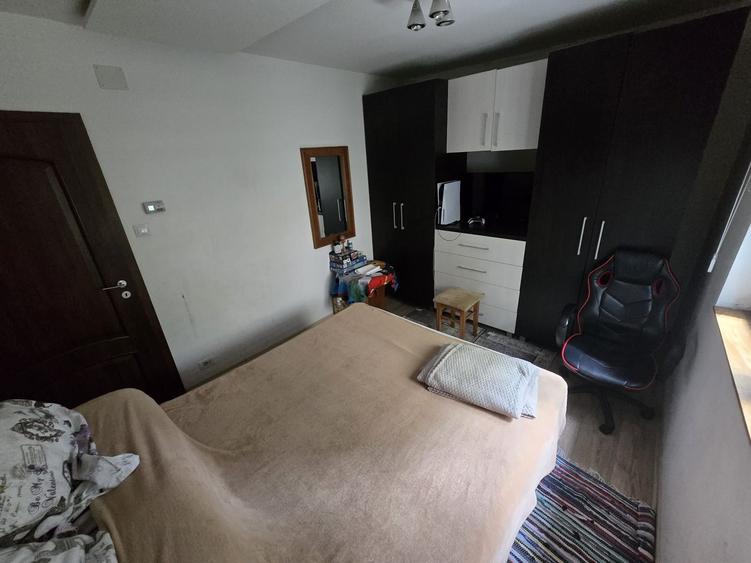 Apartament cu 2 camere semidecomandat, mobilat în Girocului