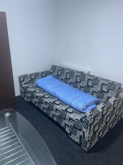 Casă cu 3 camere cu Teren 200 Mp în Central