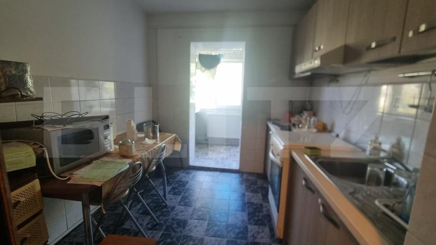 Apartament cu 2 camere decomandat, mobilat în Nicolina