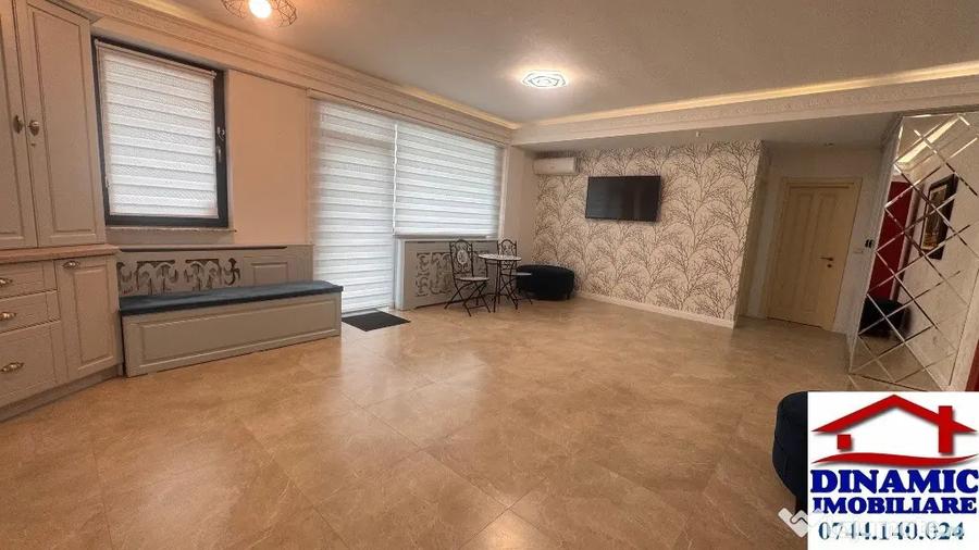 Apartament cu 2 camere semidecomandat în Sud
