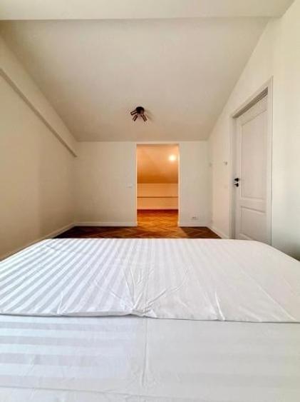 Apartament cu 2 camere decomandat, mobilat în Băneasa