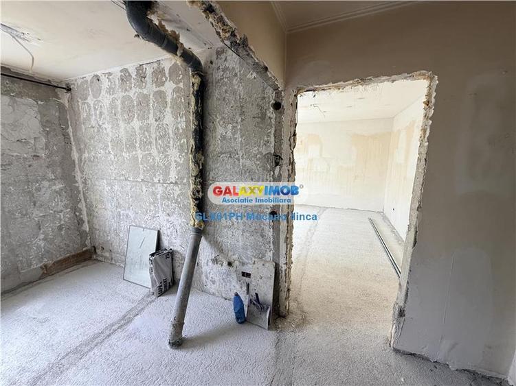 Apartament cu 4 camere decomandat în Vest