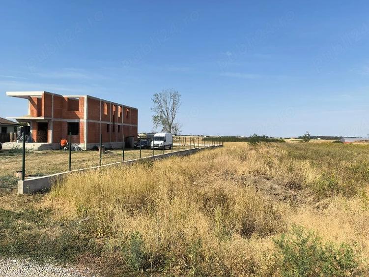 Teren de 1270 mp, în Central
