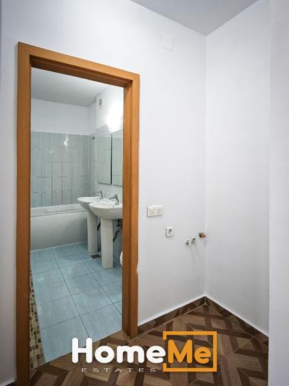 Apartament cu 2 camere decomandat în Titan