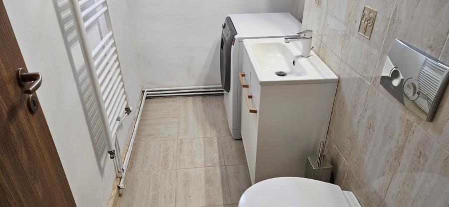 Apartament cu 4 camere decomandat în Kogălniceanu