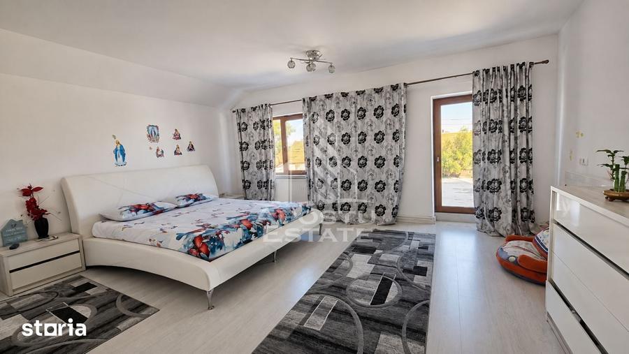 Casă cu 5 camere cu Teren 1000 Mp în Șag