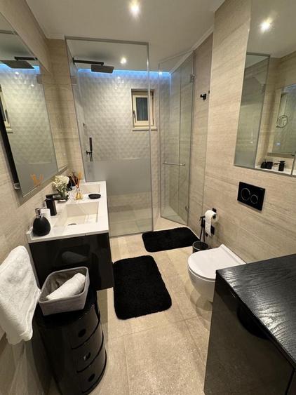 Apartament cu 2 camere decomandat în Calea Dumbrăvii