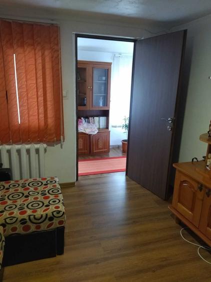 Casă cu 2 camere cu Teren 450 Mp în Exterior Vest
