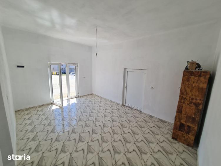 Spațiu comercial, de 62 mp, în Pâncota