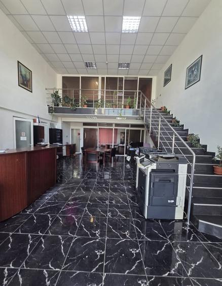 Spațiu comercial, de 270 mp, în Central