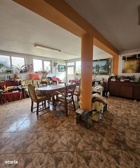 Casă cu 4 camere semidecomandat în Fughiu