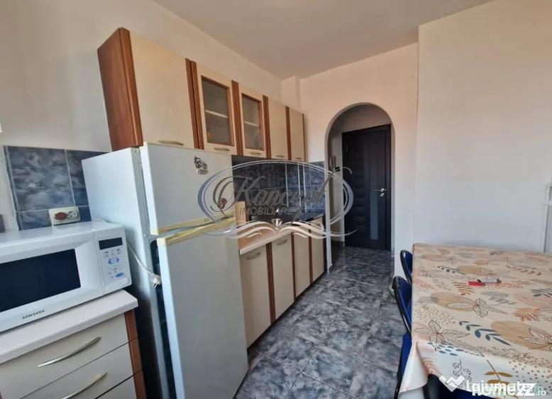 Apartament cu 2 camere semidecomandat în Semicentral