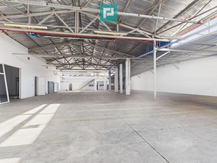 Spațiu industrial, de 1,255 mp, în Poltur