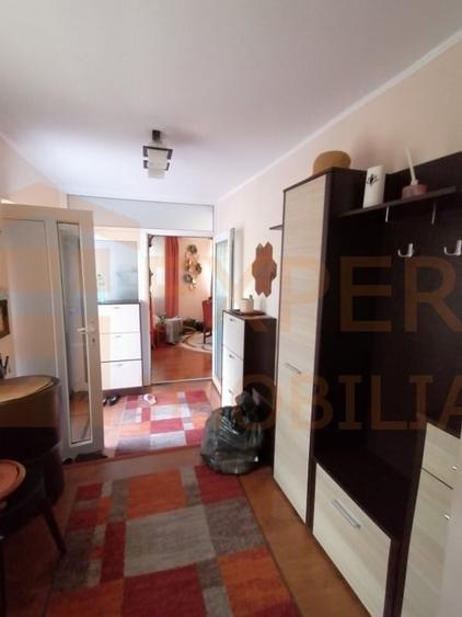 Casă individuală cu 6 camere cu Canalizare în Oituz