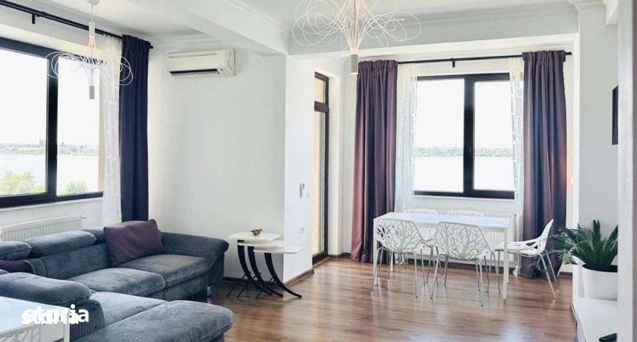 Apartament cu 3 camere decomandat în Cazino