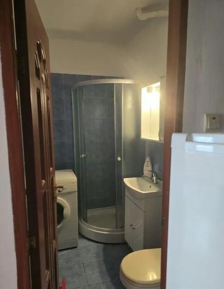 Garsonieră decomandată în Tătărași