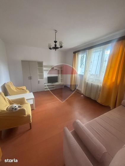 Apartament de inchiriat, 4 camere, in Mana?tur - 1