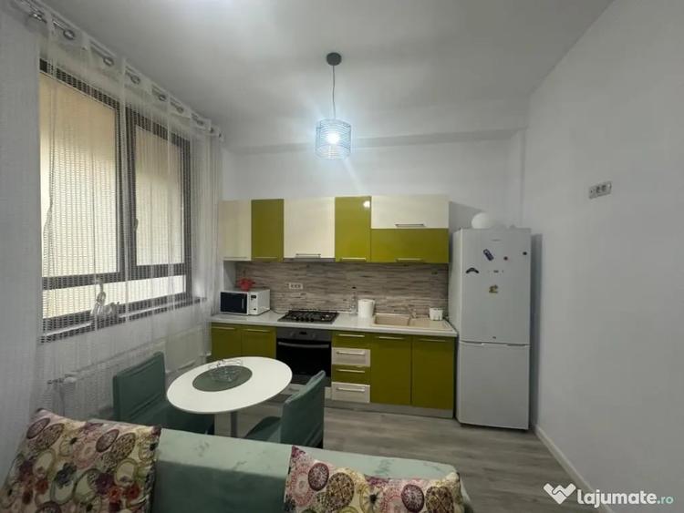 Apartament cu 2 camere semidecomandat în Central