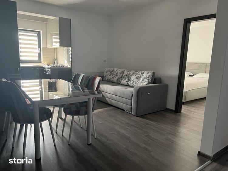 Apartament cu 2 camere decomandat în Galata