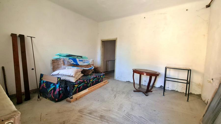 Apartament la casa de renovat  | 3 camere | 88 mp util | 2 terase - 12