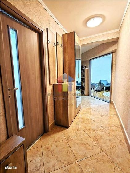 Apartament cu 3 camere în Ultracentral