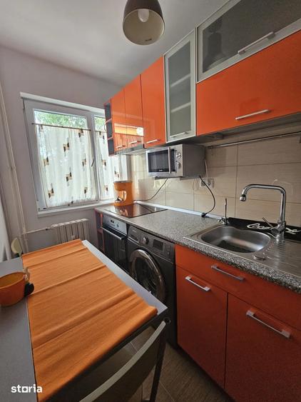 Apartament 3 camere, semidecomandat, 65 mp, aer conditionat, balcon, Inel 2 - 8